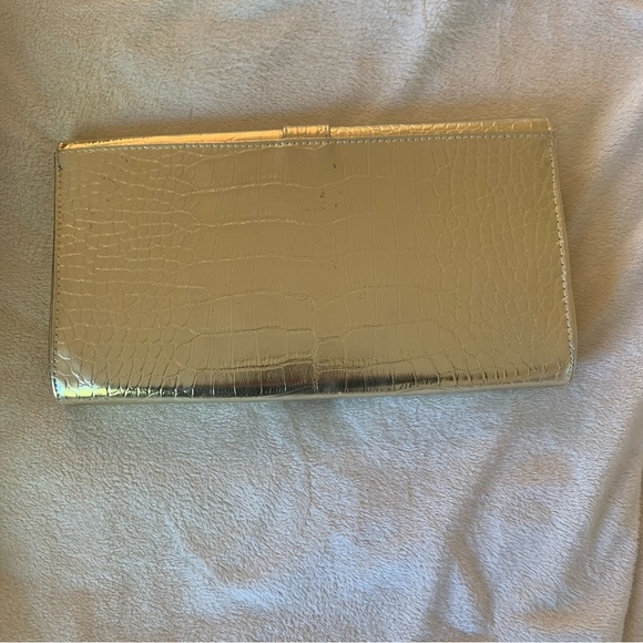 70’s Era Bright Gold Evening Clutch; Crossbody opt. - Picture 13 of 14